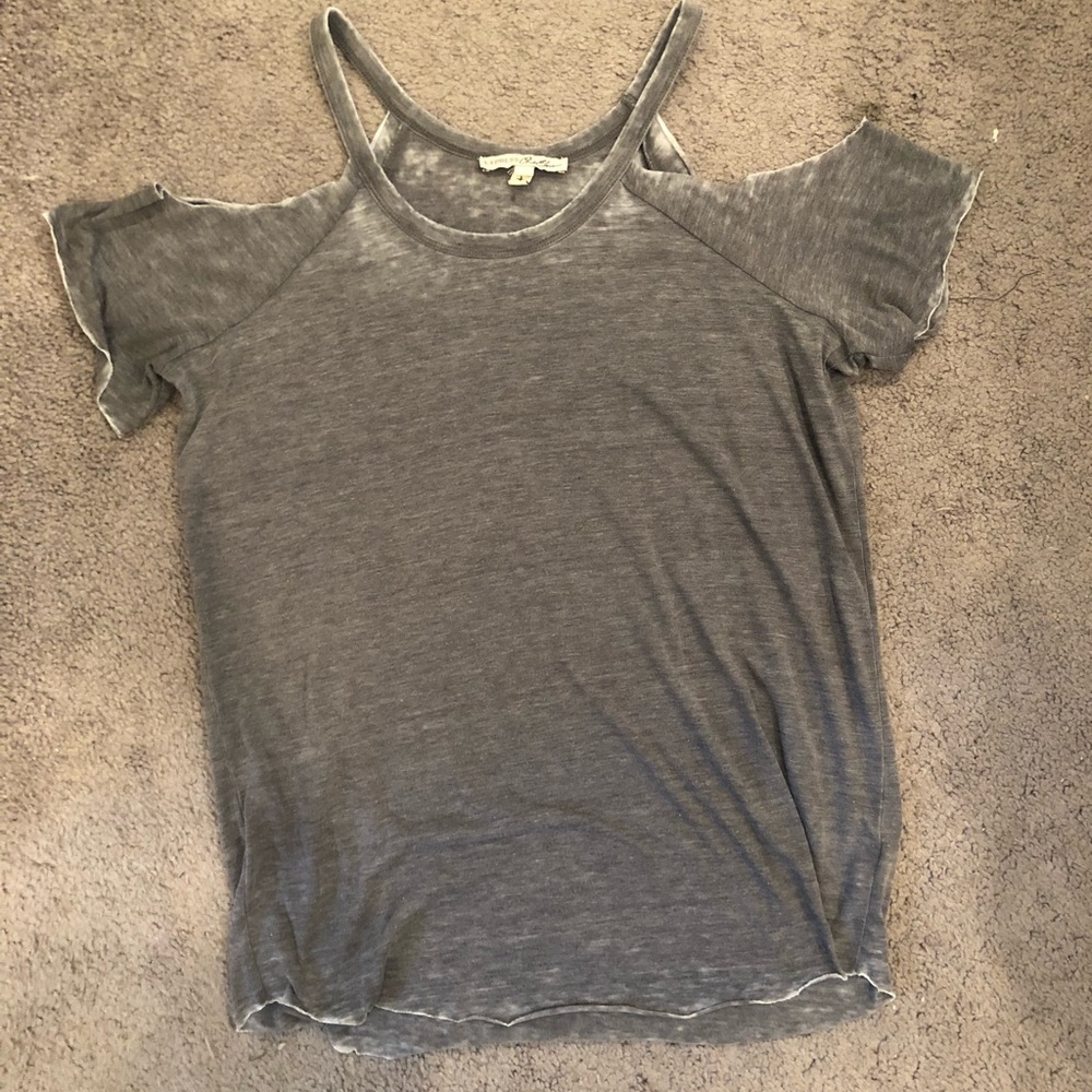 Express Cold Shoulder top, grey